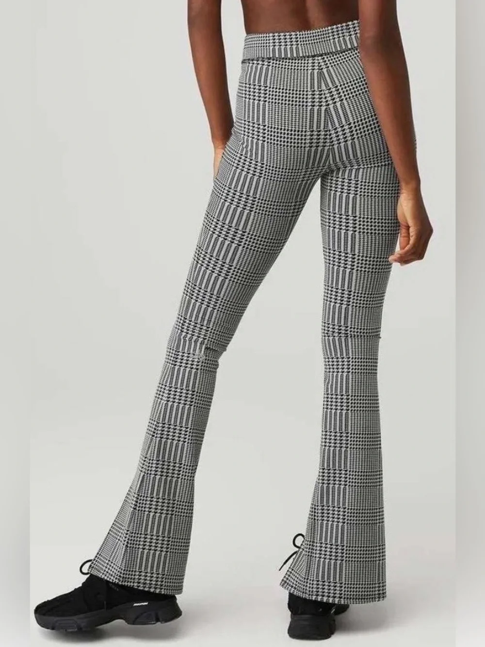 ALO JACQUARD HIGH-WAIST GLENPLAID FLUTTER LEGGING $138 NO Tag Flare Bell Leg XS